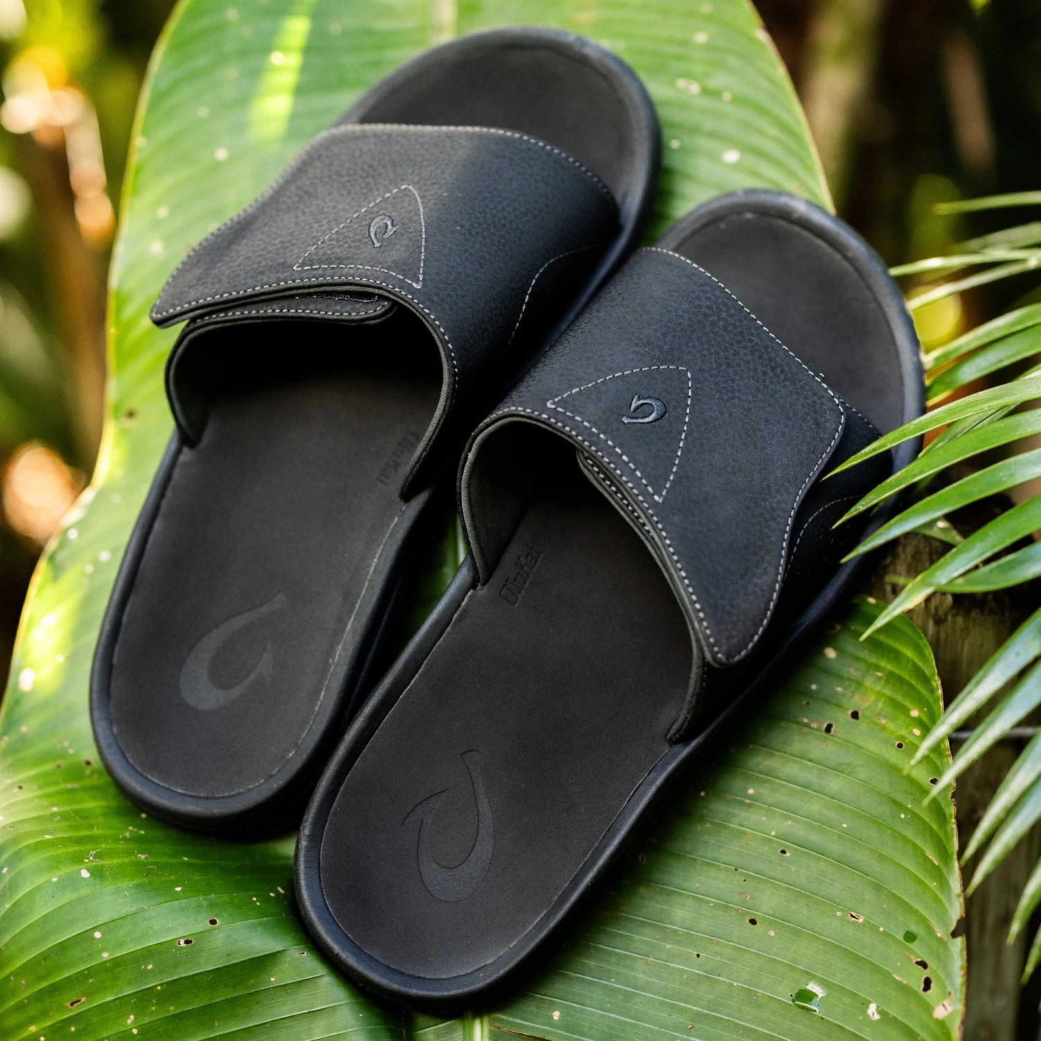 OluKai Nalu Slide - Black 5 OluKai Nalu Slide - Black - Image 3