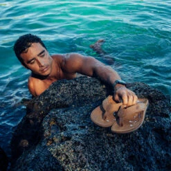 OluKai Tuahine - Toffee 20 OluKai Tuahine - Toffee -OluKai Shop 10465 3333 103