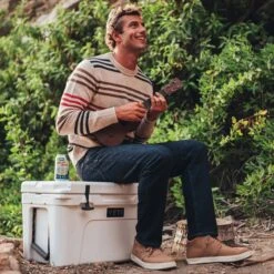 OluKai Papakū ‘Ili - Tan -OluKai Shop 10520 3434 102