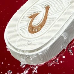 OluKai Leeward - Red Lava -OluKai Shop 10532 7U7U 203 dae62839 4a0e 4d9e 887c 4c543890c6ac