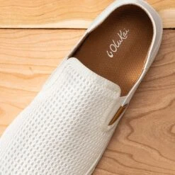OluKai Pehuea - Bright White -OluKai Shop 20271 WBWB 201