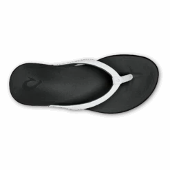 OluKai Ho‘ōpio - White / Onyx -OluKai Shop 20294 4ROX 004 W Ho opio WhtOnx