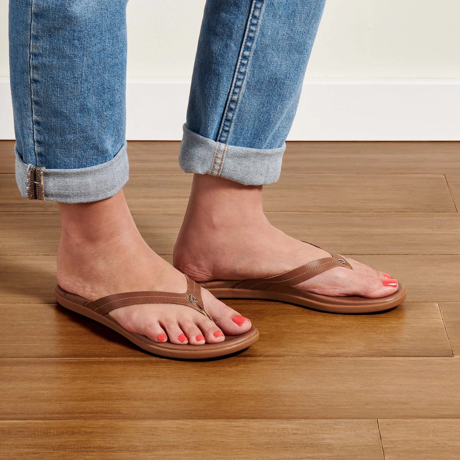 OluKai Honu - Tan 4 OluKai Honu - Tan - Image 2