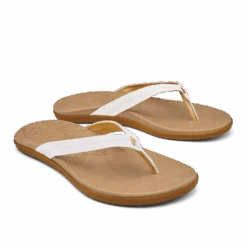 OluKai Honu - Bright White / Golden Sand 12 OluKai Honu - Bright White / Golden Sand -OluKai Shop 20436 WBGS 003 W Honu BrightWhiteGoldenSand