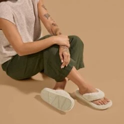 OluKai Kīpe'a Heu - Tapa -OluKai Shop 20464 20V2 102 W KipeaHeu TapaTapa