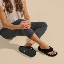 OluKai Kīpe'a Heu - Black -OluKai Shop 20464 40V2 102 W KipeaHeu BlackBlack