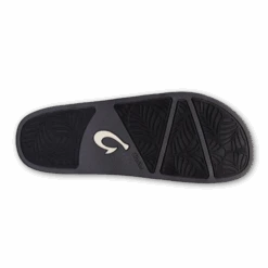 OluKai Hila - Black 17 OluKai Hila - Black -OluKai Shop 20490 4040 005 W Hila BlkBlk