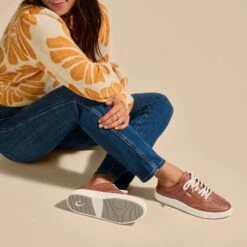 OluKai Hā‘upu - Fox -OluKai Shop 20493 FXFX 102 W HA UPU W FoxFox