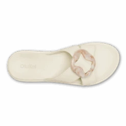 OluKai La‘i Slide - White Sand 13 OluKai La‘i Slide - White Sand -OluKai Shop 20511 WSWS 004 W LAISLIDE WhiteSandWhiteSand