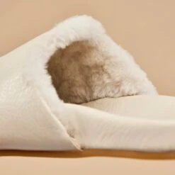 OluKai Kōnea - Bone -OluKai Shop 20522 1919 203