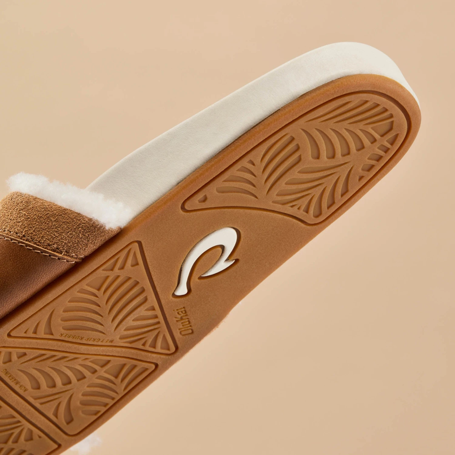 OluKai Hō‘ala Slide - Tan / Puka 10 OluKai Hō‘ala Slide - Tan / Puka - Image 8