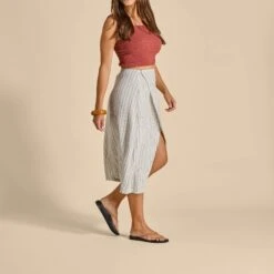 OluKai Lalahi - Tan / Lava Rock 15 OluKai Lalahi - Tan / Lava Rock -OluKai Shop 20533 34LR 103 W LALAHI TanLavaRock