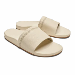 OluKai Pākea - White Sand 11 OluKai Pākea - White Sand -OluKai Shop 20534 WSWS 003 W PAKEA WhiteSandWhiteSand