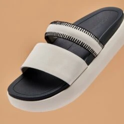 OluKai Pae - White Sand / Lava Rock -OluKai Shop 20541 WSLR PAE W WhiteSand Lava 2