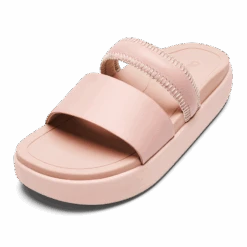 OluKai Pae - Soft Pink -OluKai Shop 20541 6Q6Q AMZ W PAE SoftPinkSoftPink