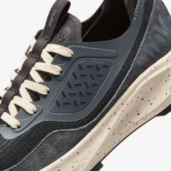 OluKai Makiki-Lava Rock / Dk Shadow -OluKai Shop 20549 LR6C 101