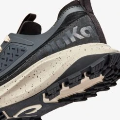 OluKai Makiki-Lava Rock / Dk Shadow -OluKai Shop 20549 LR6C 102