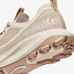 OluKai Makiki-White Sand / Tapa 17 OluKai Makiki-White Sand / Tapa -OluKai Shop 20549 WS20 102