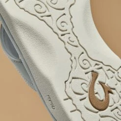 OluKai ‘Ohana - Cloud Grey -OluKai Shop Ohana Cloud Grey 3