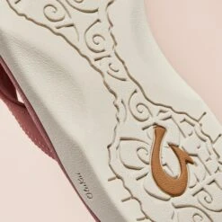OluKai ‘Ohana - Coral Rose 14 OluKai ‘Ohana - Coral Rose -OluKai Shop Ohana Coral Rose 3