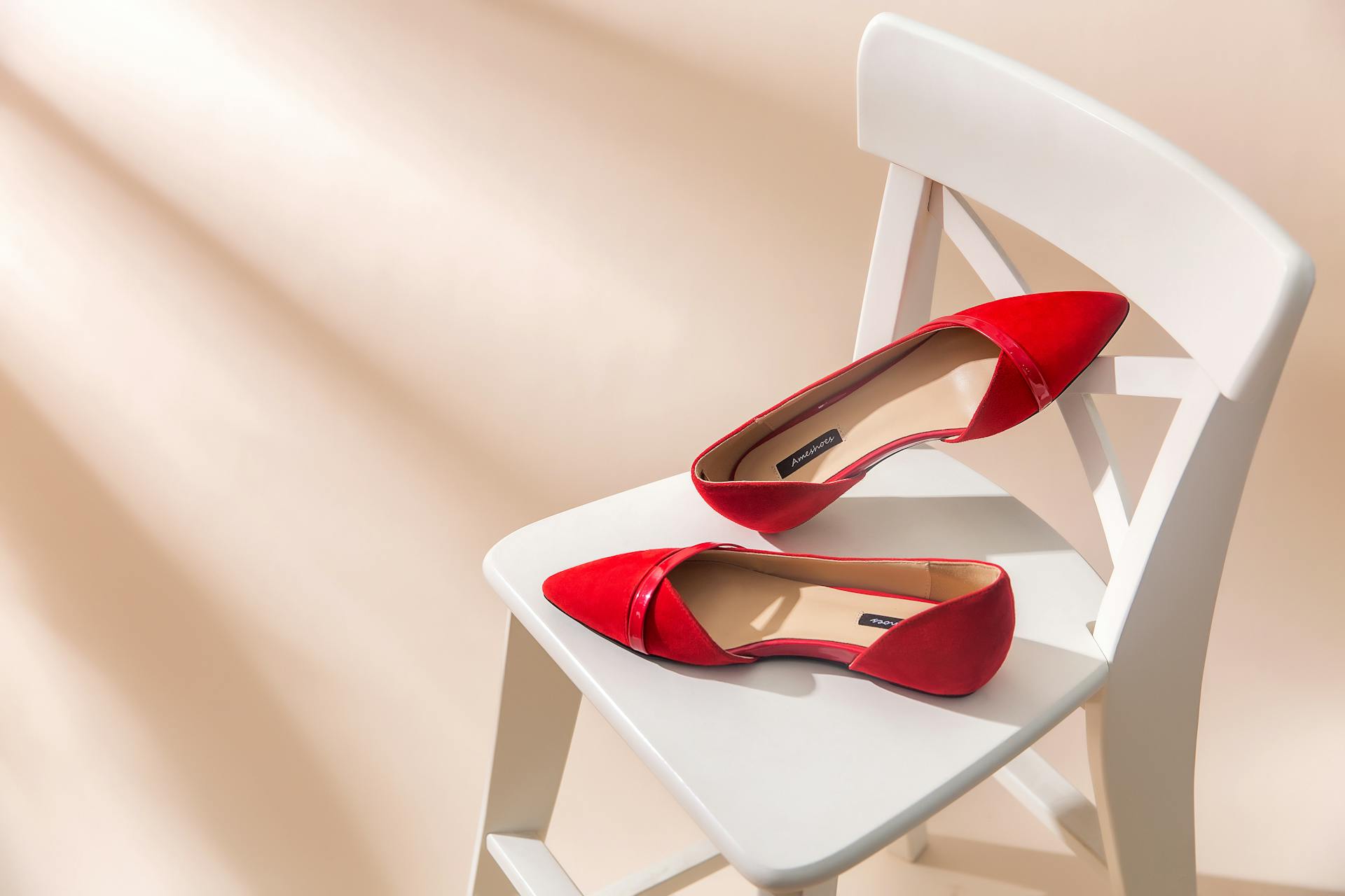 OluKai Shop -OluKai Shop pexels bellazhong 3467165